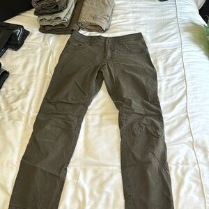 KUHL 32x30 REVOLVER ROGUE